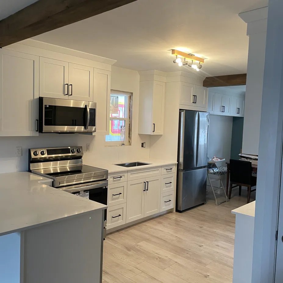 Finished white kitchen renovation